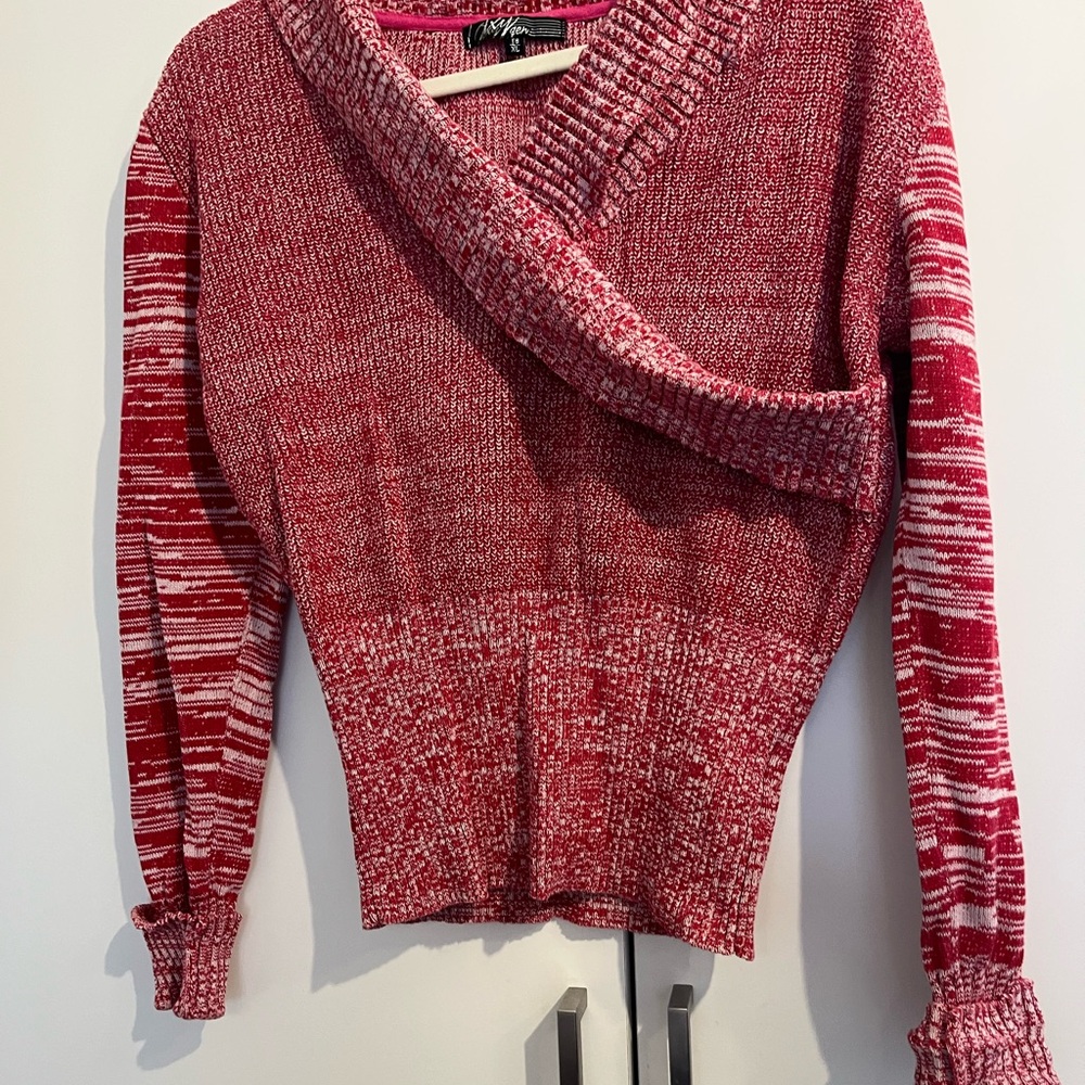 BCBGMaxAzria Red Off-the-Shoulder Sweater with Heathered Texture in 100%cotton